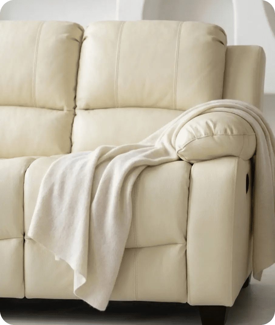 veloura-cream-leather-3-seater-sofa-close-up-detail