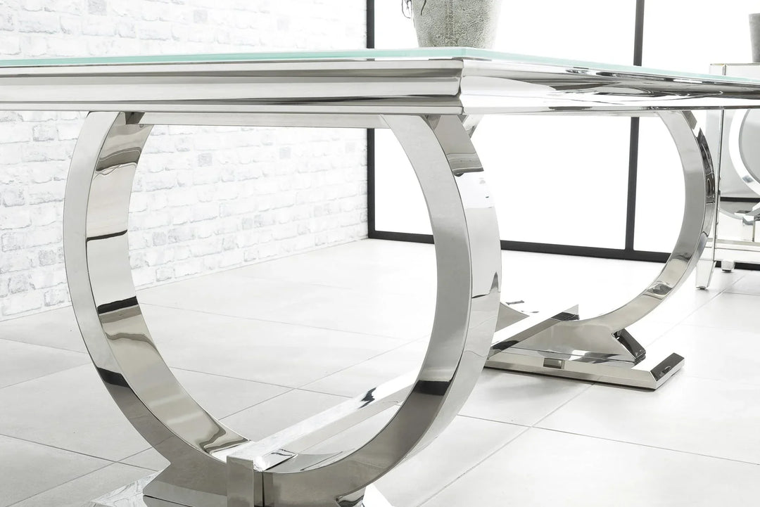 Choosing The Perfect Dining Table